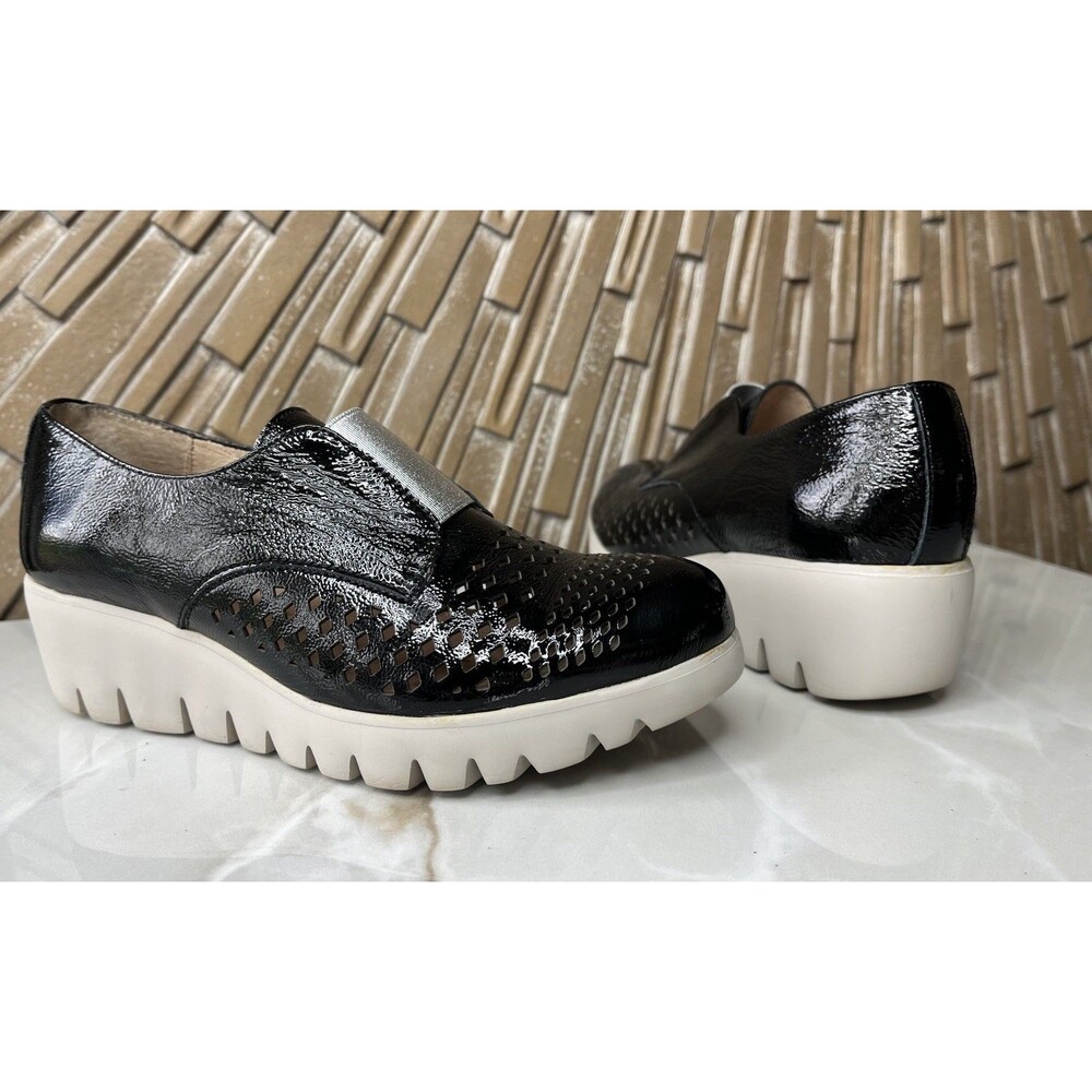 WONDERS Well Black Leather Wedge Heels Slip On Shoes Shooties  Black 37 Us 6.5 7